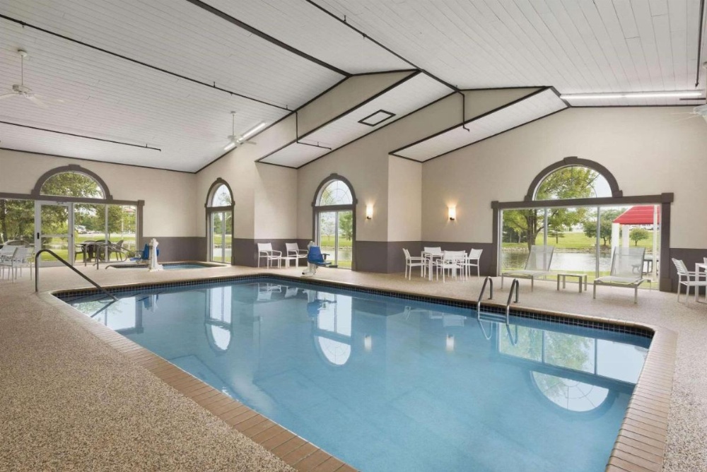 Country Inn & Suites Ankeny Image 30
