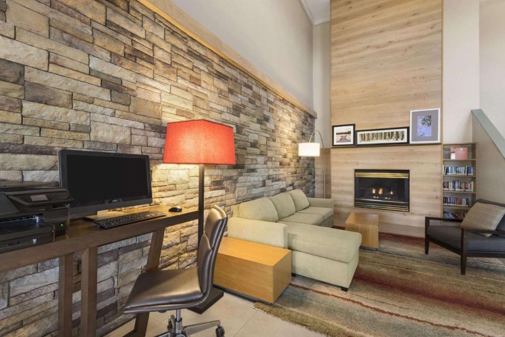 Country Inn & Suites Ankeny Image 34